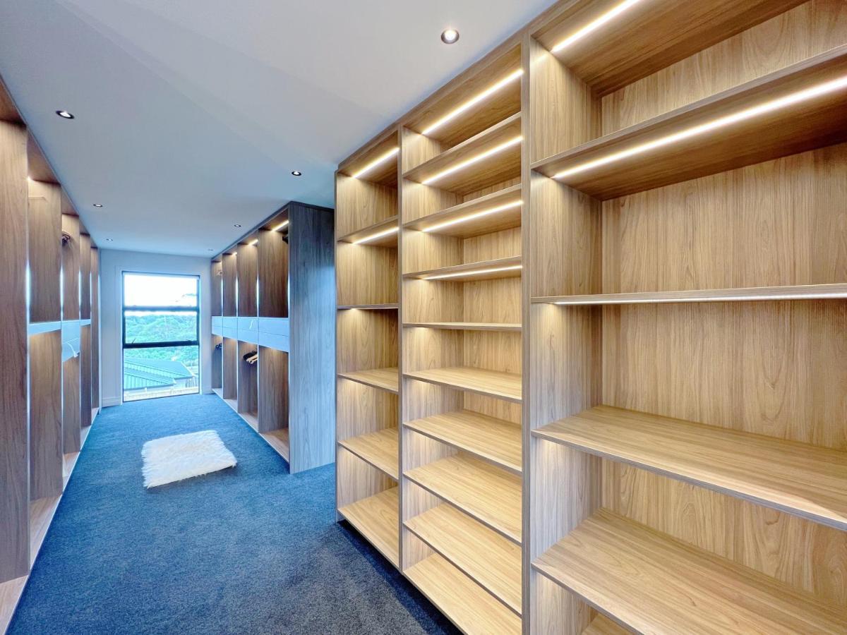 Elegant Beach House In Long Bay Villa Auckland Esterno foto
